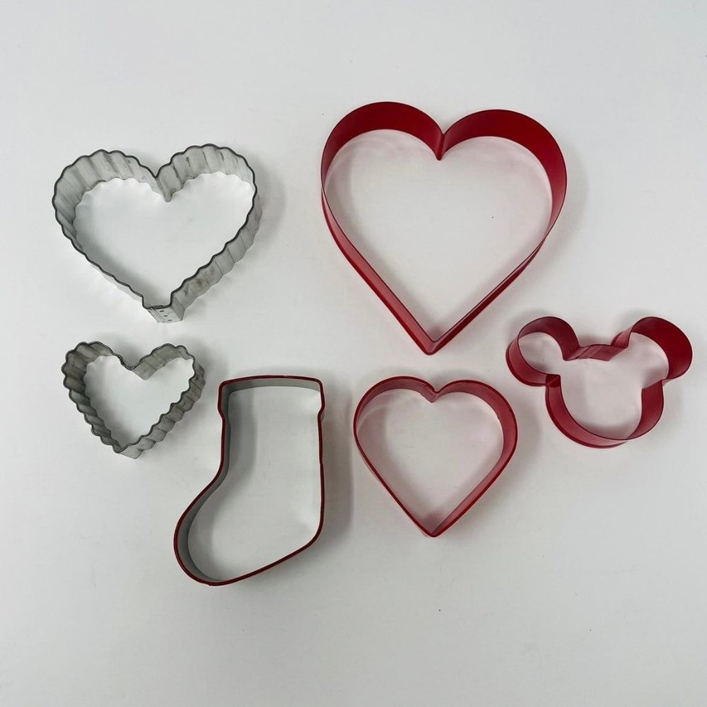 Cookie Cutters Assorted Hearts Mickey Mouse Winter